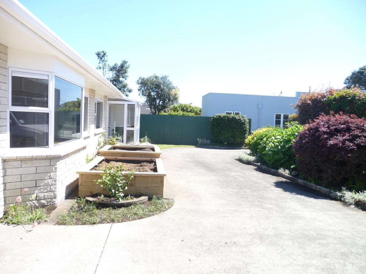 Warm & Welcome On Whiteley Holiday home New Plymouth